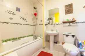Amazing Riverside Boheme Home in SW London! - Image 4