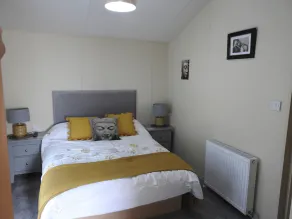 Luxury Lodge on quiet holiday park - Image 5