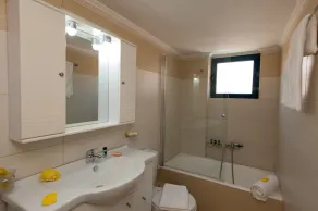 Two floor villa with pool in a relaxing environment - Image 3
