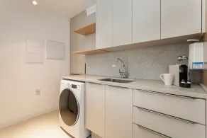 Studio with Washer, Living Room and Kitchen - Image 2