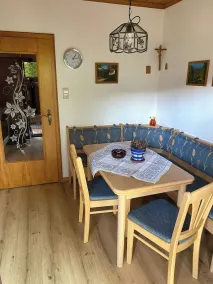 Tre-værelses lejlighed (2) 65sqm, bad / toilet, 2 ekstra soveværelser, separat køkken - Image 3