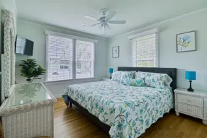 Remodeled historic downtown Punta Gorda, FL charming cottage - Image 4