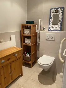 ROOMS WITH KITCHEN and S'of BDANS VILLA IN QUIET NEAR NICE - Image 3