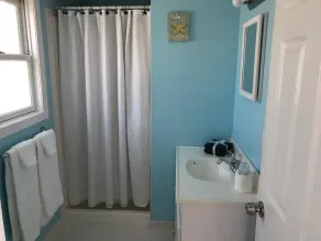 Cottage-Steps to the beach-See Block Island - Image 2