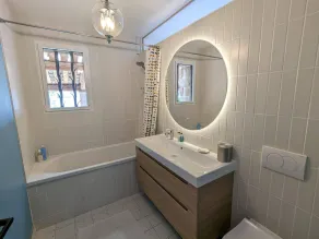 Character villa, air-conditioned, large swimming pool, garage, near beaches - Image 3