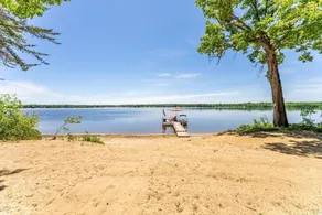 Sandy beach house property in Ottawa Valley - Image 5