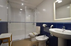Espigón Poniente 7 - Two Bedroom Apartment, Sleeps 5 - Image 4