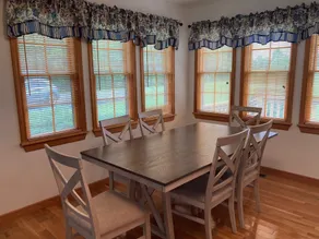 Welcome to The Bee Glade! A 4BR Cabin in the New River Gorge! - Image 3