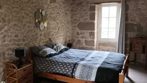 Gîte 2 Personnes Avec Piscine - Image 3