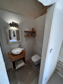 Authentic House, near Uzès, amazing view - Image 3