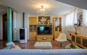 Awesome home in Castel Colonna di Mont - Image 3
