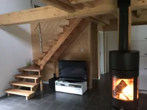 Esclusiva casa benessere con camino, sauna, ampia terrazza vicino al lago balneabile - Image 2