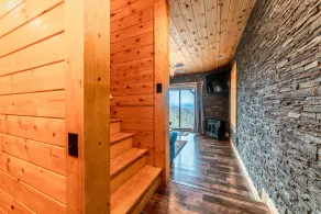 Majestic Oasis - Stunning views, hot tub, fireplace, outdoor fire pit,  Wi-Fi - Image 2