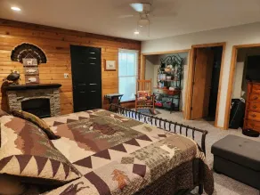 Secluded Cabin Getaway with Firepit - Image 2