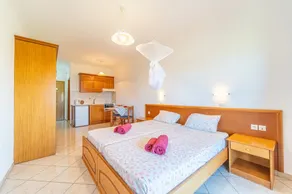 Ferienwohnung 'Giannis 8' mit Gemeinschaftsgarten, WLAN und Klimaanlage - Image 5