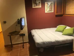 Gemütliche Wohnung im Priorat mit herrlichem Blick auf das Kloster - Image 4
