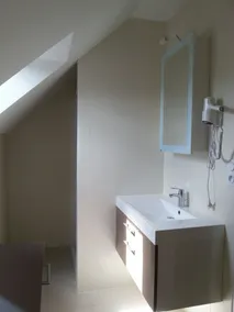 Gîte en Val de Loire: confort, jardin, parking et WiFi inclus - FR-1-491-452 - Image 4