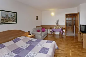 Korsa in Sveti Lovrec * Istrien - Image 3