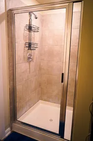 Amazing spacious 2 bed 2 bath room with W/D - Image 5