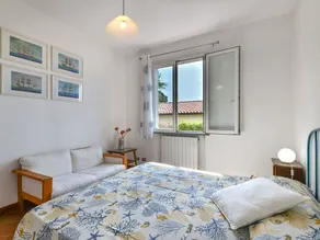 Wunderbares alleinstehendes Ferienhaus für 4 Personen mit TV, Terrasse und Haustiere erlaubt - Image 4