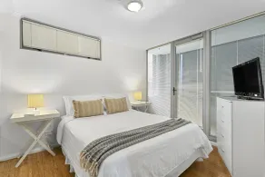 St Leonards- LN409 Atchison Street - Spacious 1BR + Study with Balcony Parking Near St Leonards Station - Image 3