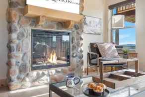 Private Hot Tub-Free Attraction Tickets-Lake Lookout-Community Indoor & Outdoor Pools - Image 2