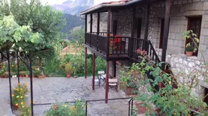 Xenonas Ventista 2 beds, renovated old house in an imposing mountain landscape - Image 5