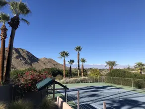 Ombygget 43K sqft Tennisbane ejendom, pool, spa, 13 min til Indian Wells. - Image 2