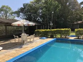 HERMOSA CASA CON PISCINA Y LAGO - Image 4