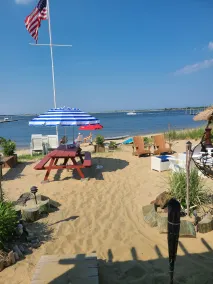 SPECTACULAR OCEAN VIEW BEACHFRONT RENOVATED 2BR - Image 4