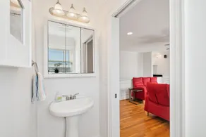 Family and pet friendly 4 bedroom condo 3 minutes from the beach - Image 5