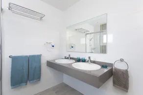 3 bedroom Villa Delphi with private heated pool. - Image 3
