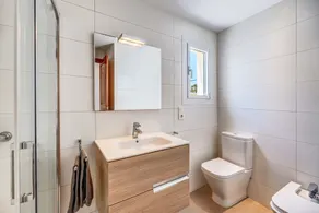 Air-Conditioned Holiday Home with Balcony, Terrace, Sea View & Wi-Fi - Image 5