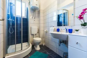 20 meters from sea and the beach - Image 2