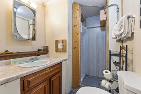 Hillbilly Highrise - Image 3