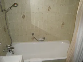 2 Room, Kitchen, South Balcony, Pool, Covered Parking In Quiet Täsch (zermatt) - Image 3