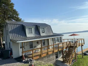 Finger Lakes Spectacular Cayuga Water Front Private & Super Clean! Best Location - Image 5