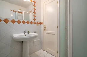 Villa \"Azzurra\" avec vue sur la mer, piscine et jardin - Image 3