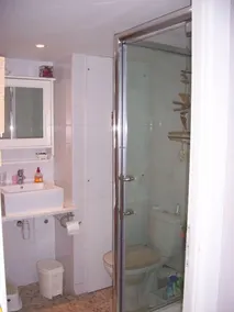 Studio moderne et douillet, vue superbe sur le lac, pour 3 personnes - Image 3