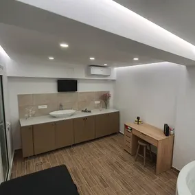 Elizabeth Suites - Image 5