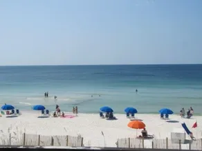 Direct Beach Front - Image 5