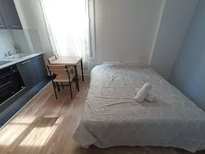 Comfortable studio - Hypercentre - 20 min to Paris - Image 2