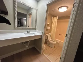 Americana Inn - Henderson - Image 5