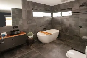 Bayside Luxury Escape Busselton with EV charger - Image 4