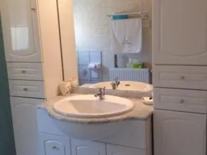 Cozy 2-Person Cottage in Étain Center with Terrace, Parking, and All-Inclusive Amenities - Image 2