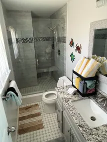 Remodeled House with Pool on Quiet cul-de-sac!  Walk to beach on Bay! - Image 2