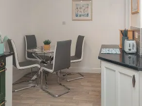 2 bedroom accommodation in East Runton, near Cromer - Image 5