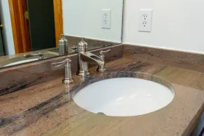 4 BR cabin mins to trails & breweries pets welcome - Image 3