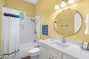 Lil' Bit of Sunshine ~ 3BR - 2.5 BA beach house! - Image 5