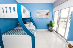 Stunning Waterview house sized apartment.  Walk to beaches and restaurants. - Image 5